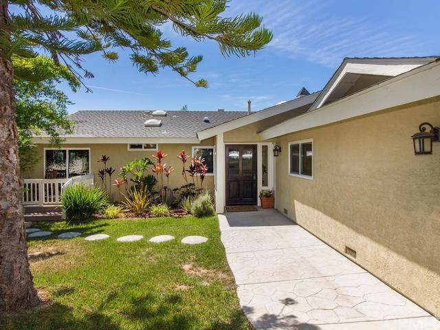 539 Morro Road - Photo 1