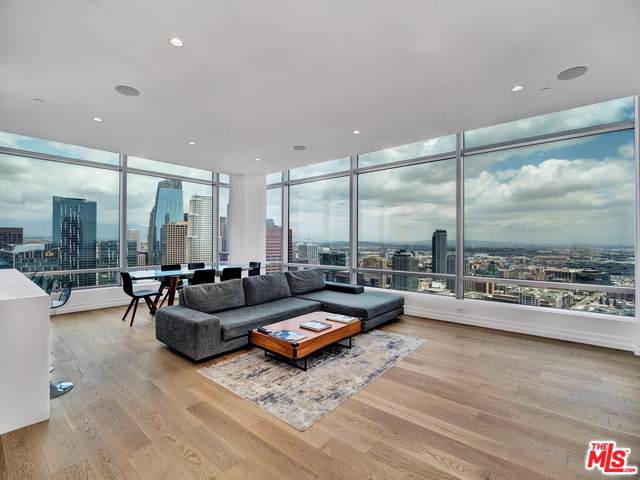 900 Olympic Boulevard - Photo 1