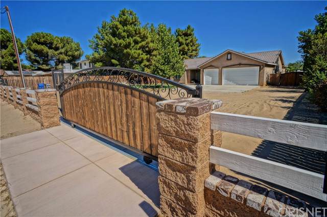 4535 Avenue M6 - Photo 1
