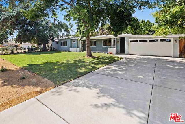 15855 Gault Street - Photo 1