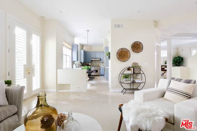 728 Oxford Avenue - Photo 1