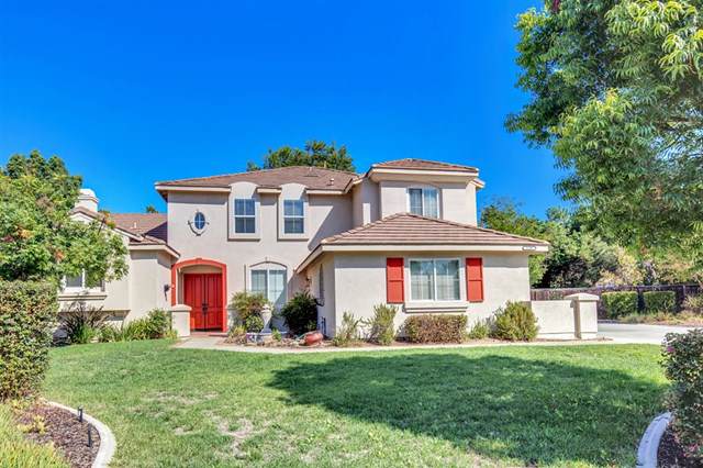 2105 Castlebay - Photo 1