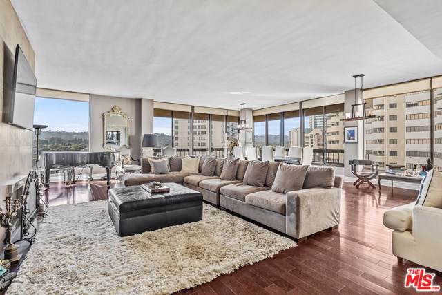 10590 Wilshire - Photo 1