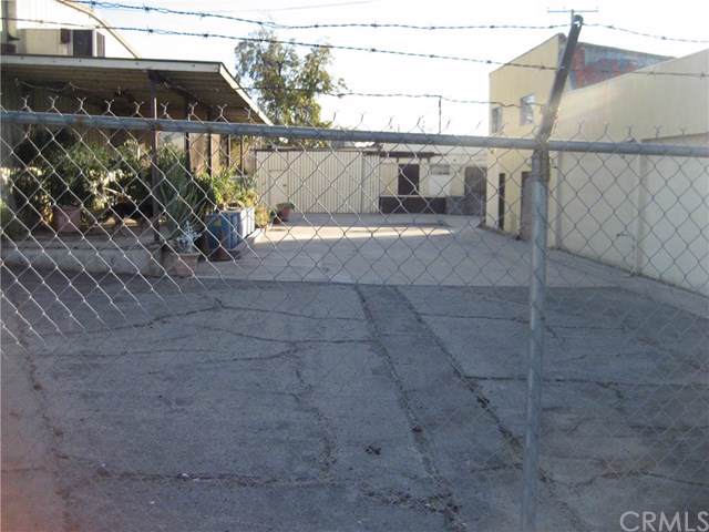 24883 5th Street - Photo 1