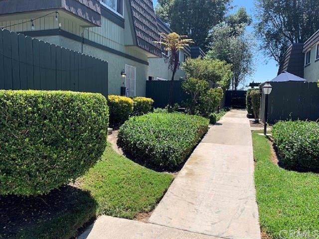 1645 Iowa Street - Photo 1