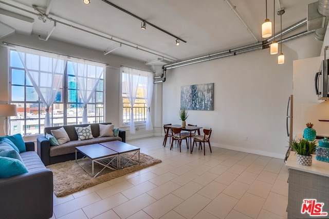 939 Broadway - Photo 1