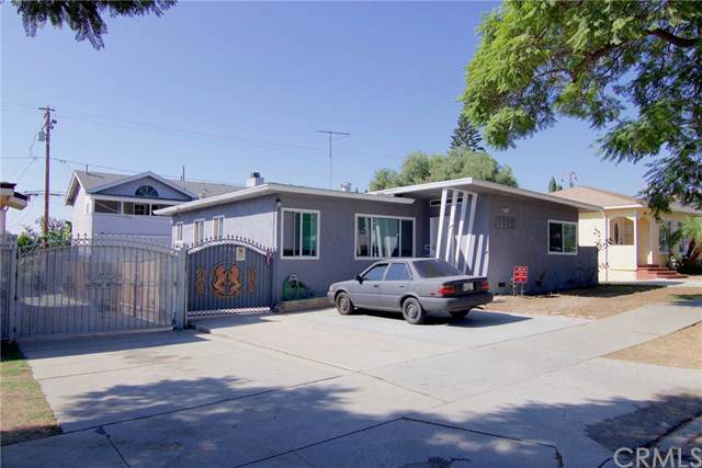 1737 Gladys Avenue - Photo 1