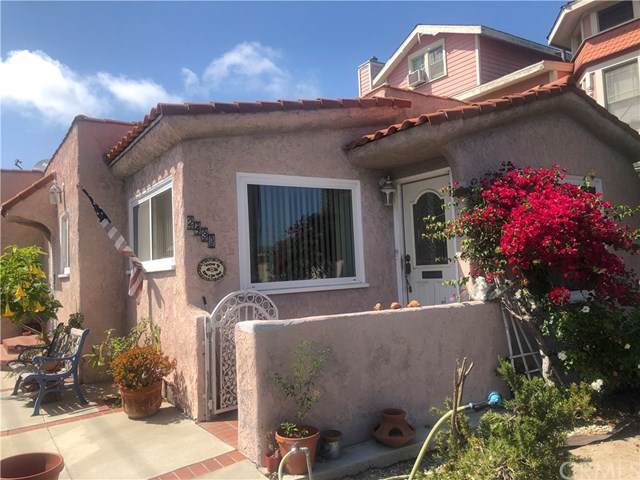 2439 Meyler Street - Photo 1