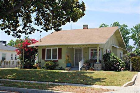 929 8th Street - Photo 1