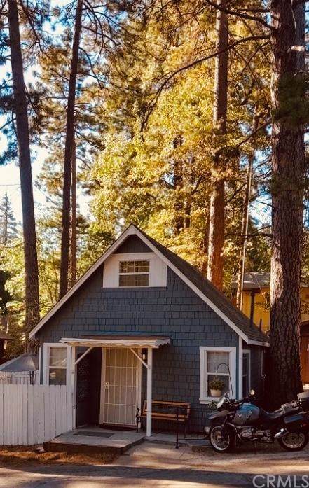 22905 Redwood Way - Photo 1