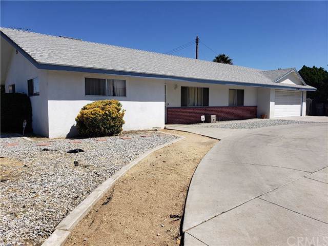 40760 Brock Avenue - Photo 1
