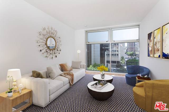 630 6TH Street - Photo 1