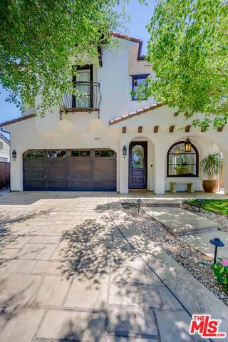 12112 Hollyglen Place - Photo 1