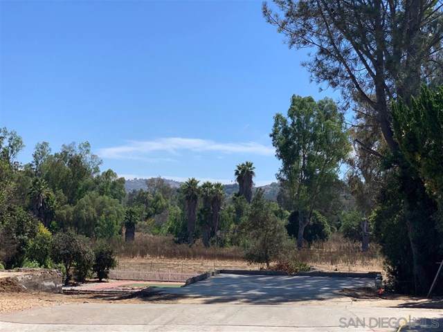 17015 Saint Andrews Drive - Photo 1