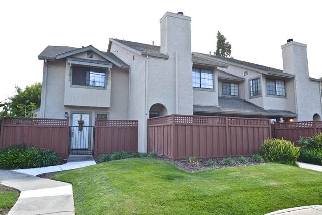 300 Sunnyoaks Avenue - Photo 1