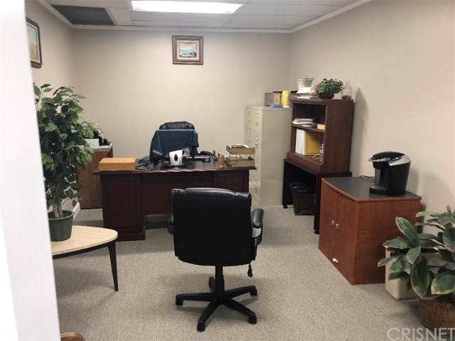 9010 Corbin - Photo 1