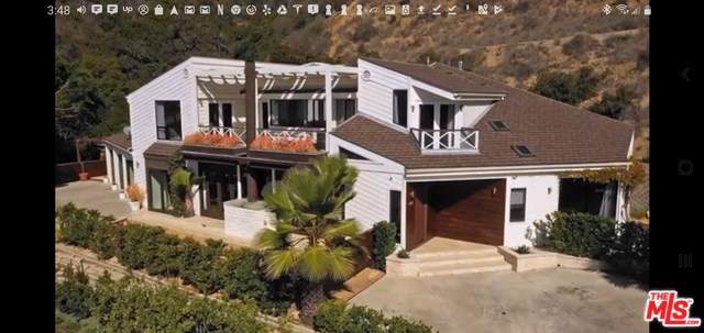 484 Nyes Place - Photo 1