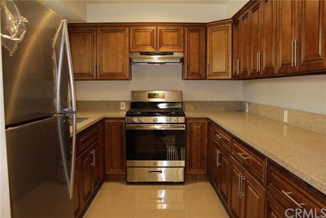 1749 Edgemont Street - Photo 1