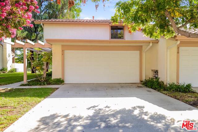 218 Mariposa Drive - Photo 1
