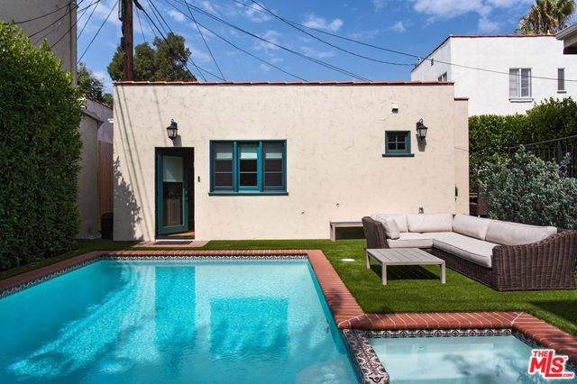 8902 Rangely Avenue - Photo 1