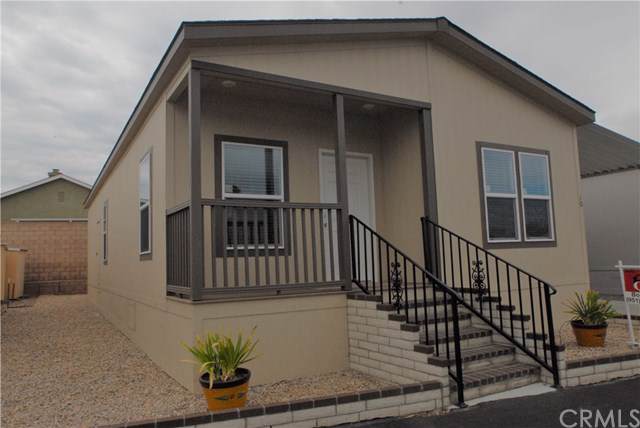 880 North Lake Street - Photo 1