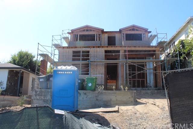 824 Avenue A - Photo 1