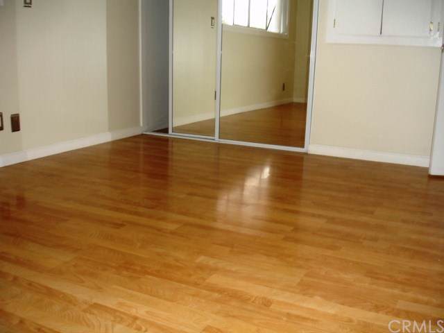 14903 Normandie Avenue - Photo 1