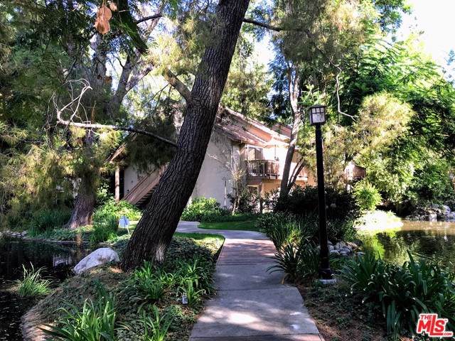 7101 Farralone Avenue - Photo 1