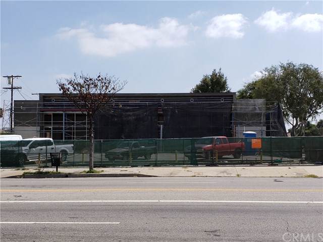 7872 Crenshaw Boulevard - Photo 1