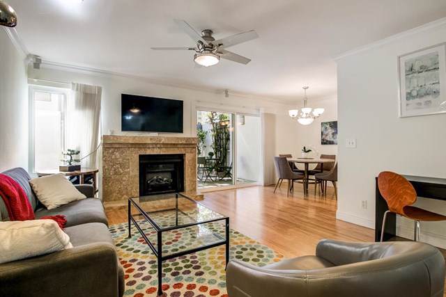 1049 Shell Boulevard - Photo 1
