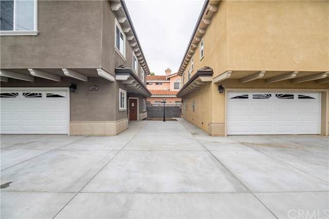 1069 Larimore Avenue - Photo 1