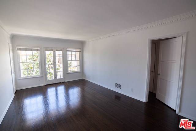 9594 Olympic Boulevard - Photo 1