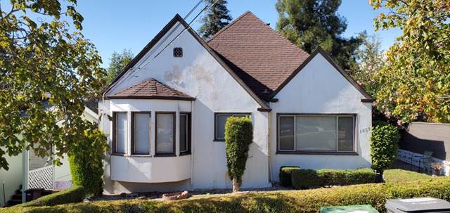 1059 Warfield Avenue - Photo 1