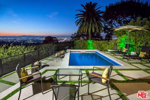 15154 Mulholland Drive - Photo 1
