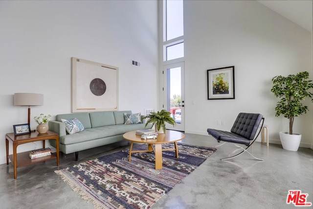 2844-1/2 Griffin Avenue - Photo 1