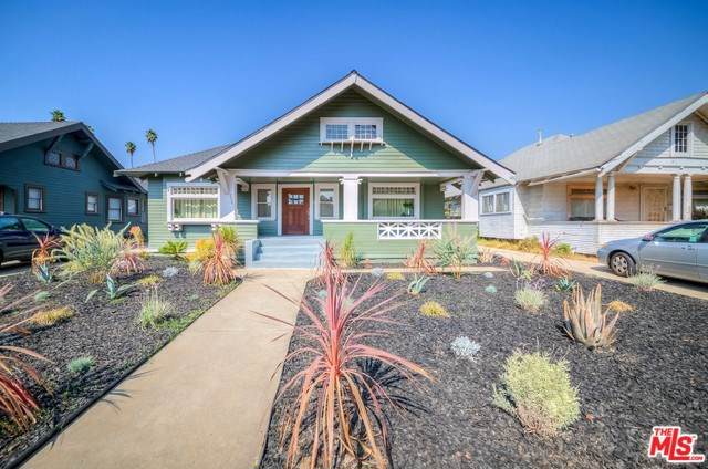 2081 29TH Street - Photo 1