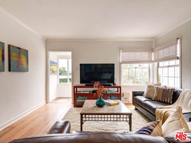 1932 Ava Avenue - Photo 1