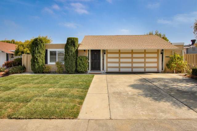 241 Mainsail Court - Photo 1