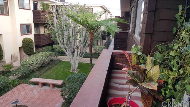 5400 Newcastle Avenue - Photo 1