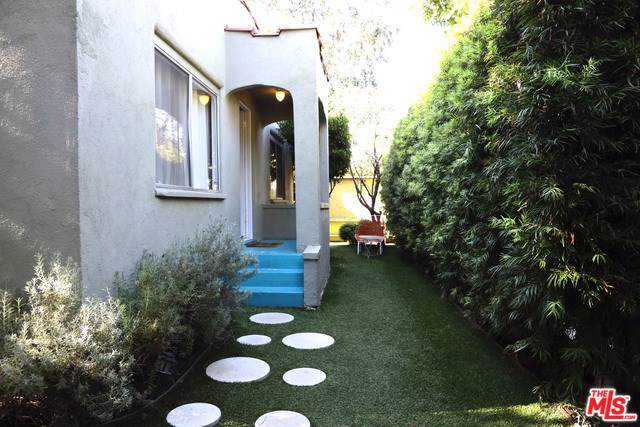 349 6TH Avenue - Photo 1