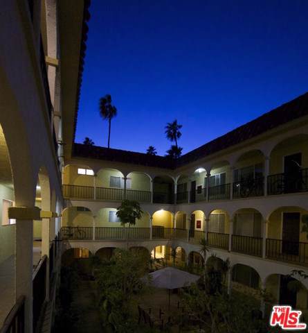 1033 6TH Street - Photo 1