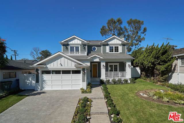 2439 Beverly Drive - Photo 1
