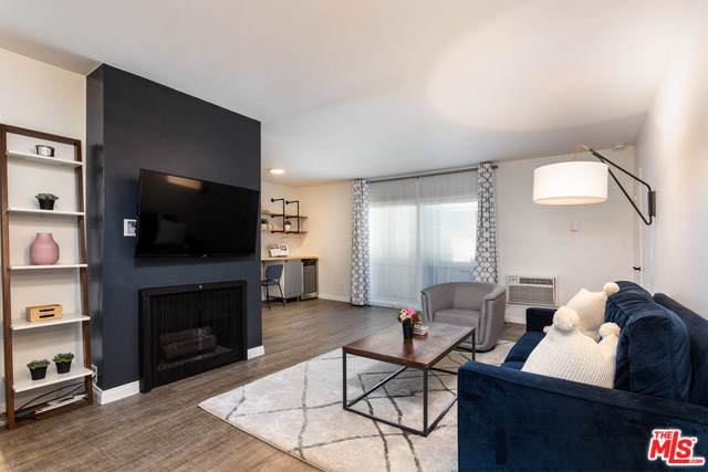 1845 Corinth Avenue - Photo 1
