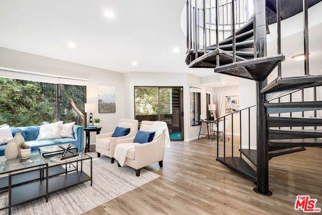 11752 Bellagio Road - Photo 1