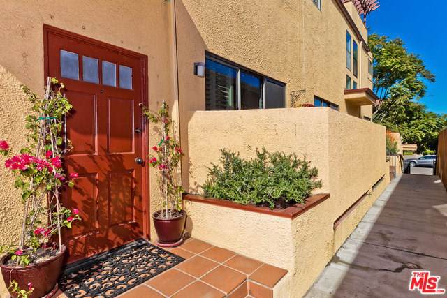 3619 Keystone Avenue - Photo 1