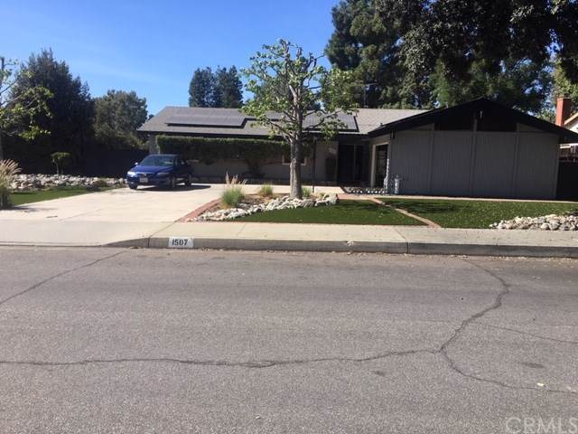 1507 Benedict Avenue - Photo 1