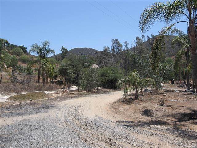 2862 Country Club Dr - Photo 1