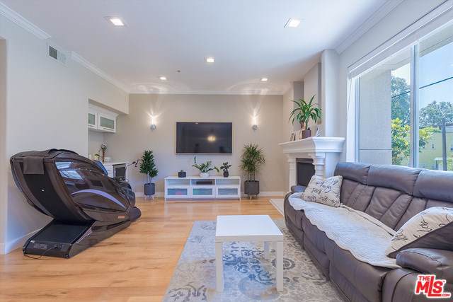 350 Norton Avenue - Photo 1