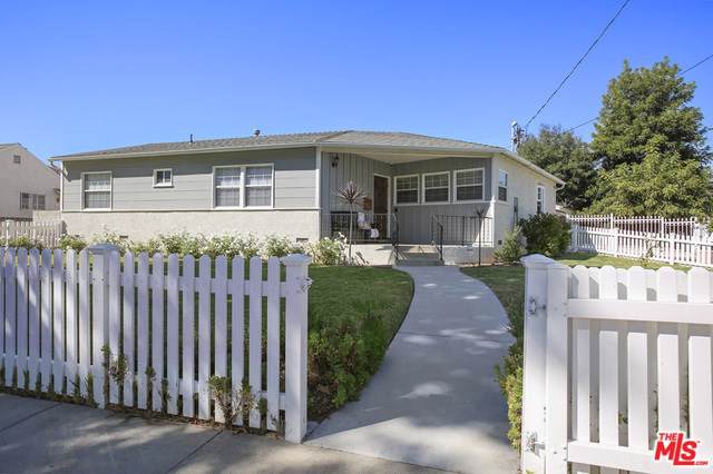 5123 Enfield Avenue - Photo 1