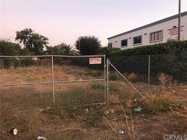 9959 Magnolia Avenue - Photo 1